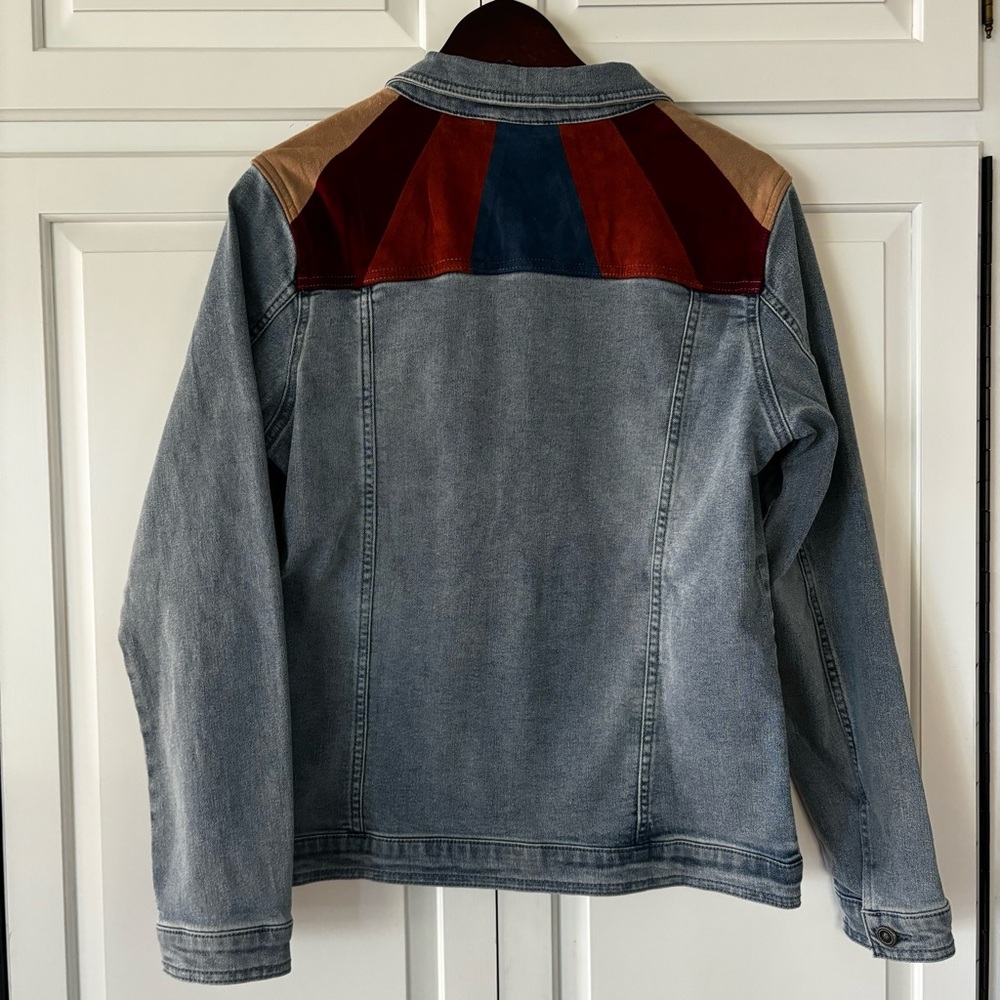 NWT DG2 by Diane Gilman Patchwork Suede Classic Denim Jacket Style M
